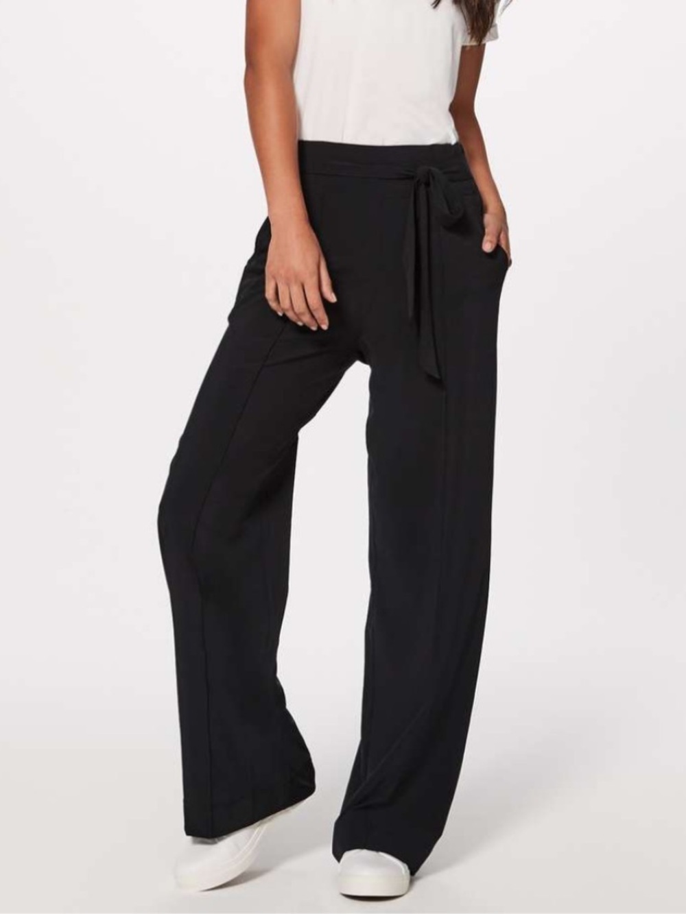 Lululemon Noir Pants Womens Size 2 Black Wide Leg Belted Pleated V